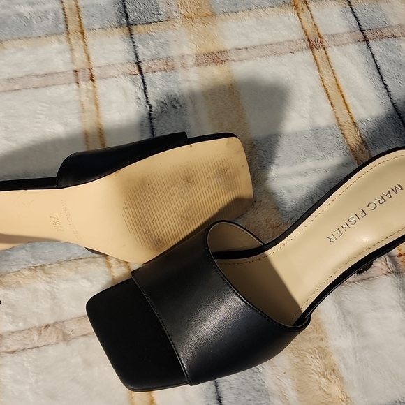 Marc Fisher womens hills 7.5 - Picture 4 of 4